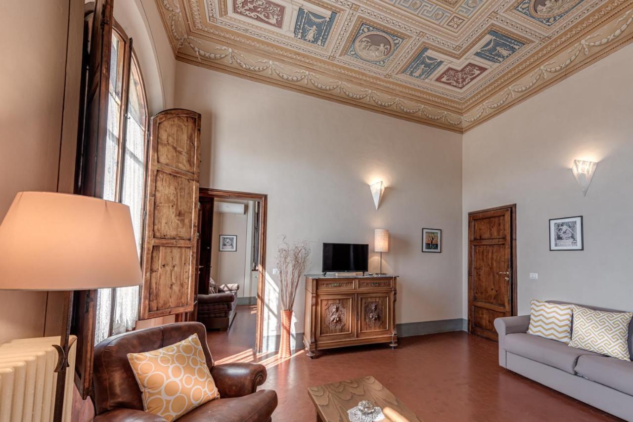 Appartamenti Villa Mascagni 渥尔特拉 外观 照片