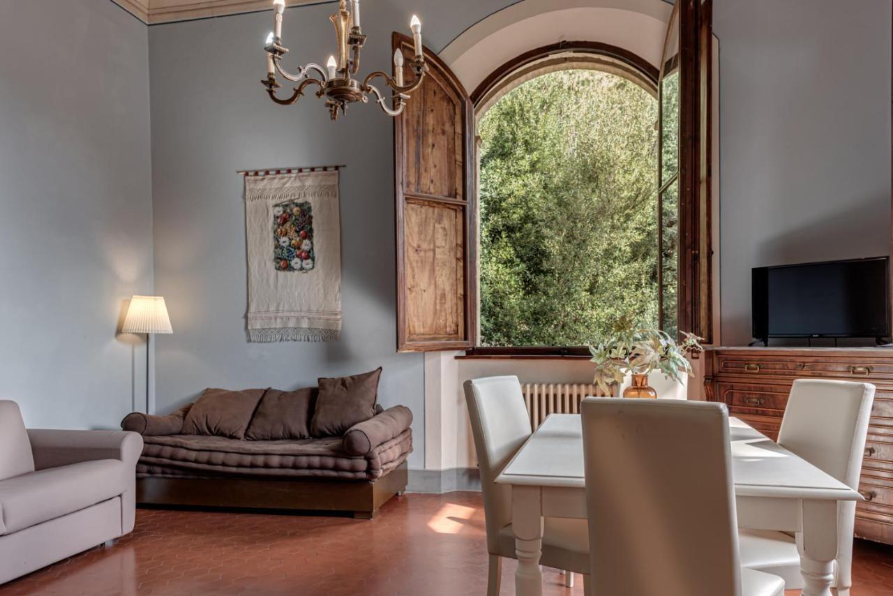 Appartamenti Villa Mascagni 渥尔特拉 外观 照片