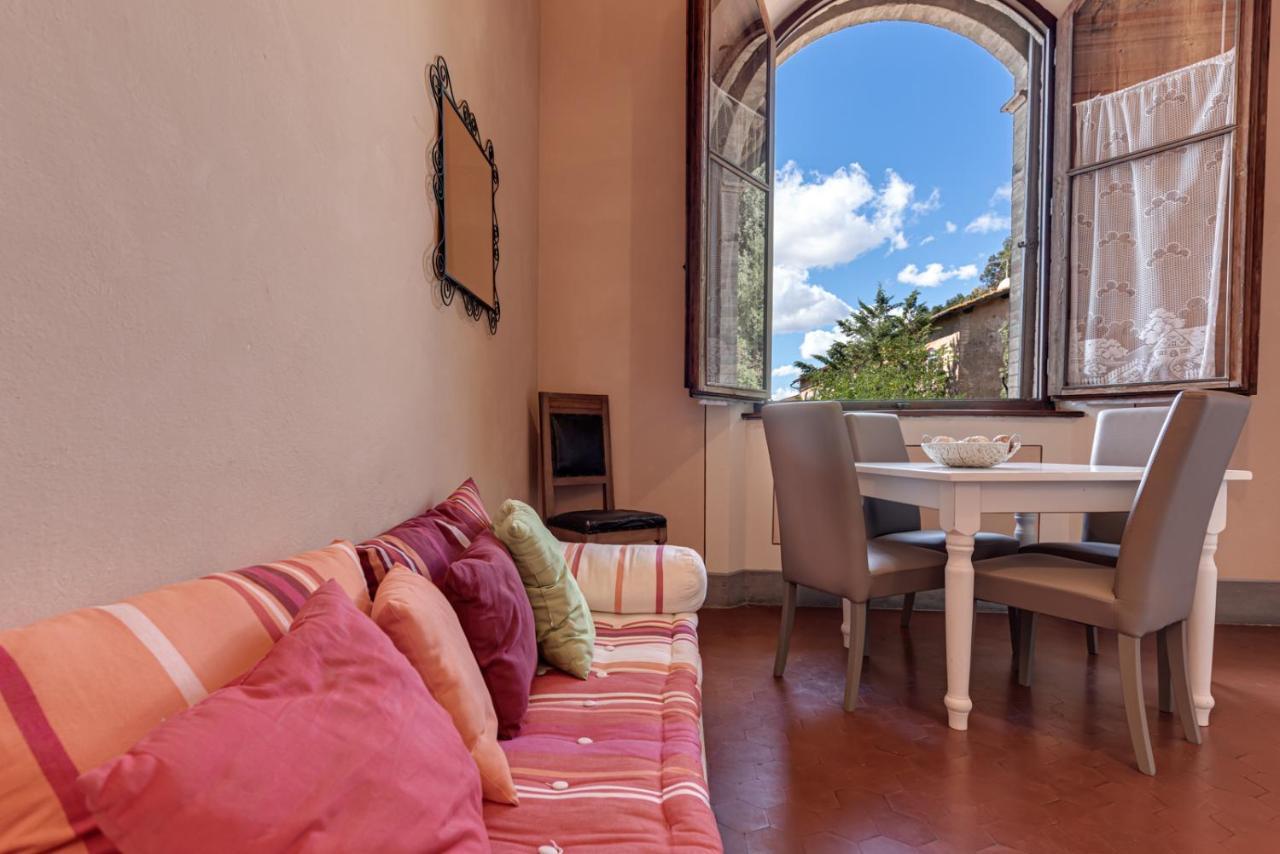 Appartamenti Villa Mascagni 渥尔特拉 外观 照片